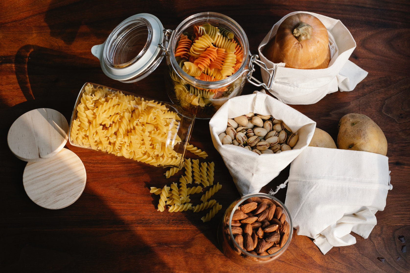 Bio Seulles est une épicerie associative bio et locale qui distirbue des légumes et du vrac